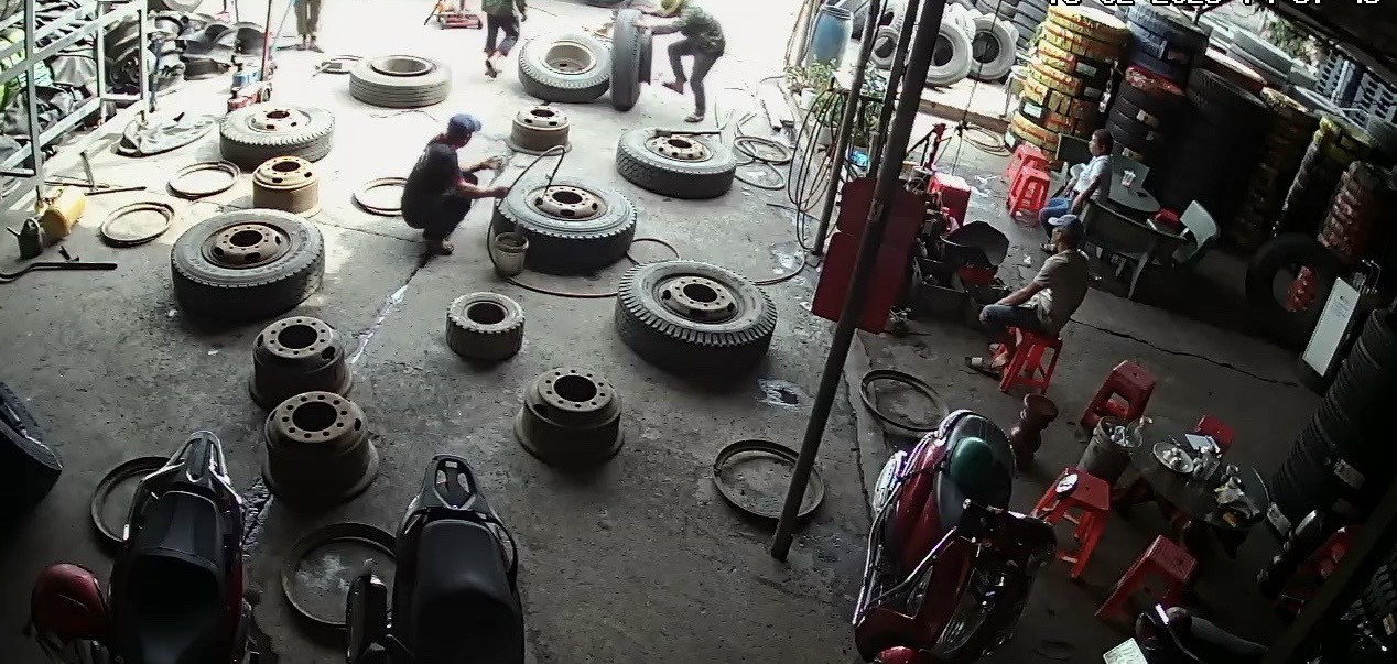 CỬA HÀNG MÂM XE- RUỘT XE-LỐP XE-DĨ AN